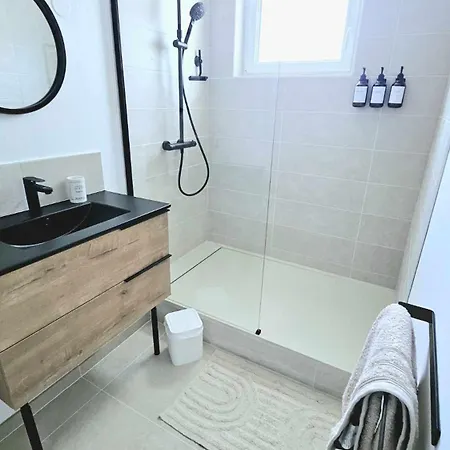 La Maison Du Pays D'Auge Troarn Chambre photo